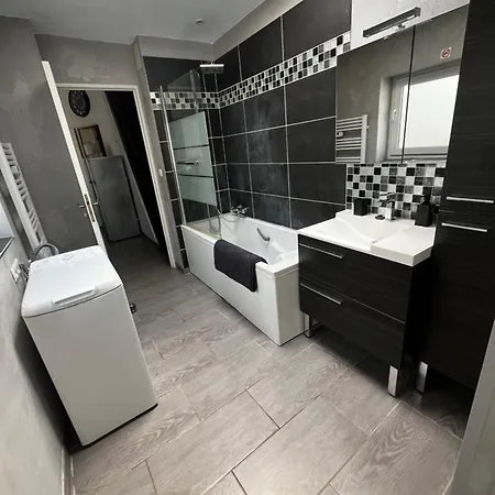 Maison Proche De Toutes Commodites Tatil Evi